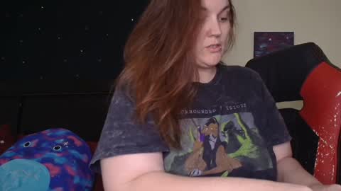 Snapshot of toxiclilly chatting on 10/29/25, 07:32 Lilly Miss Mistress Goddess Maam Queen Boss online show from 10/29/25, 07:32