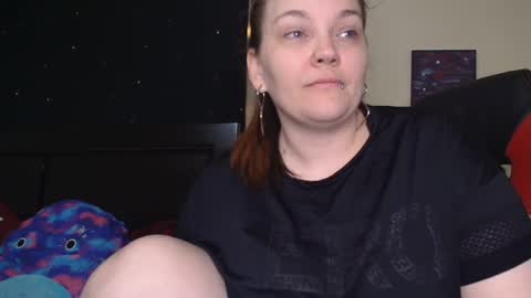 Snapshot of toxiclilly chatting on 11/02/25, 10:28 Lilly Miss Mistress Goddess Maam Queen Boss online show from 11/02/25, 10:28