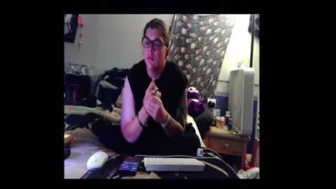 Toxiclove1311 online show from 12/19/25, 12:28