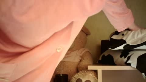 Snapshot of toxiquenude chatting on 12/28/24, 01:49 toxiquenude online show from 12/28/24, 01:49