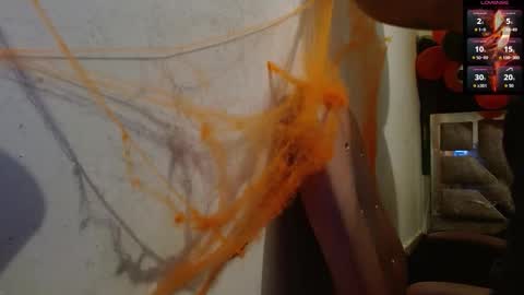 toxca69 online show from 10/27/25, 09:13