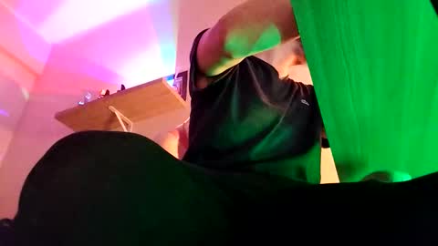 toyboysquirt online show from 11/30/25, 07:56