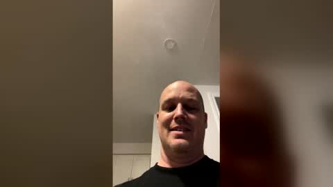 Snapshot of toyotarich3003 chatting on 01/10/26, 01:57 toyotarich3003 online show from 01/10/26, 01:57