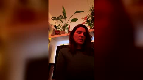 Snapshot of toyshop_gonewild chatting on 02/19/26, 10:06 GoToyShop online show from 02/19/26, 10:06