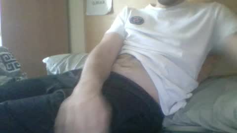 Snapshot of trabuk17 chatting on 04/10/26, 01:05 trabuk17 online show from 04/10/26, 01:05