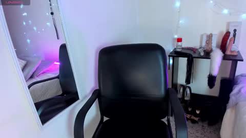 tracy online show from 11/08/25, 04:56