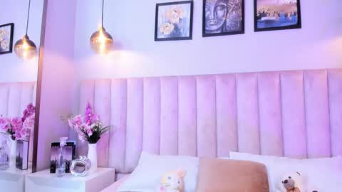 Tracy  online show from 03/16/26, 08:35