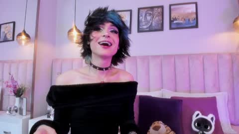 Tracy  online show from 03/28/26, 07:57