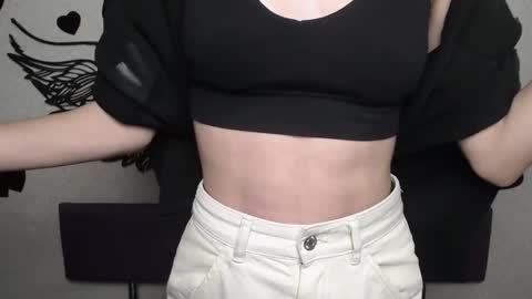 TracyLeeBB online show from 12/02/25, 12:10