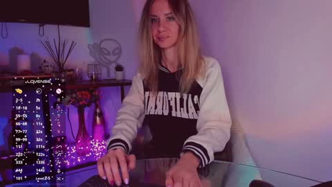 Snapshot of trafka_murafka chatting on 12/17/24, 10:43 Hey my name is Kiri Kiri online show from 12/17/24, 10:43