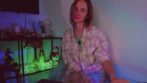 Snapshot of trafka_murafka chatting on 01/15/25, 12:30 Hey my name is Kiri Kiri online show from 01/15/25, 12:30