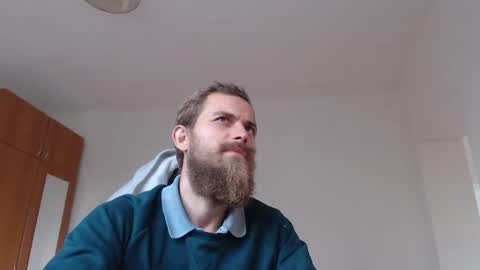 Snapshot of tralalabala chatting on 10/05/25, 03:10 Tralalabala online show from 10/05/25, 03:10