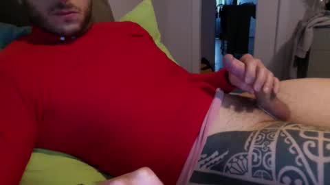 tramaund online show from 02/17/25, 03:42