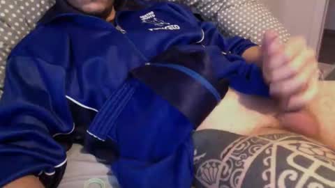 tramaund online show from 11/19/25, 03:01