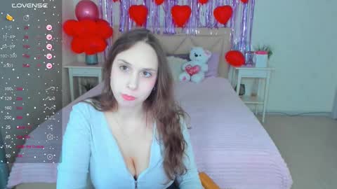 Kate online show from 02/13/25, 08:27