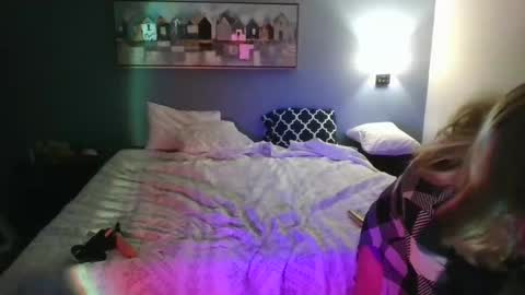 USA GURL online show from 03/02/26, 10:55