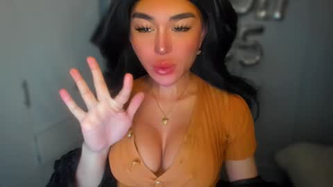 ALMIGHTY GODDESS VALENTINA online show from 01/02/25, 01:17