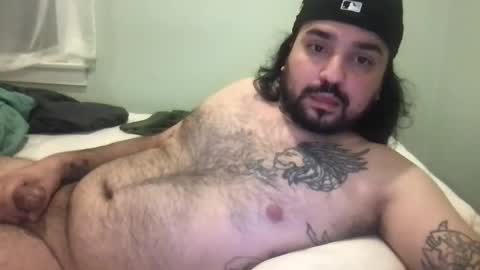 Snapshot of trapzaddy212 chatting on 02/28/25, 12:21 trapzaddy212 online show from 02/28/25, 12:21