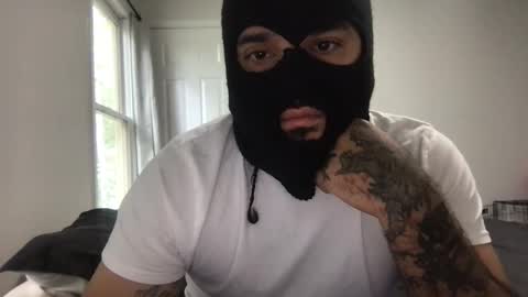 Snapshot of trapzaddy212 chatting on 10/07/25, 03:53 trapzaddy212 online show from 10/07/25, 03:53