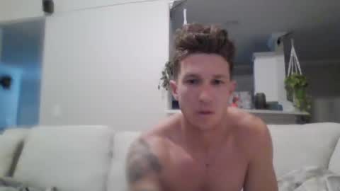 Snapshot of trash_man1989 chatting on 01/02/25, 12:02 trash_man1989 online show from 01/02/25, 12:02