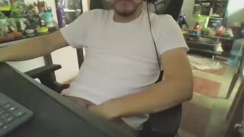 traveler_92 online show from 12/19/25, 08:16