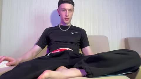 Travis online show from 04/30/26, 08:20