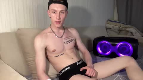 Travis online show from 05/14/26, 07:20