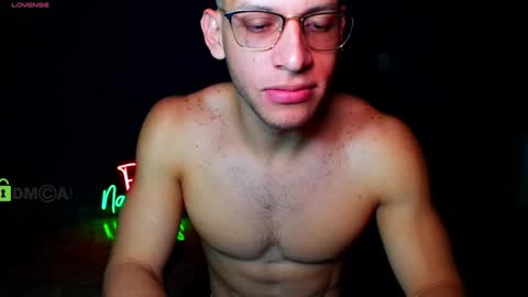 TRAVIS. online show from 12/23/24, 11:17