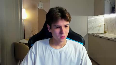 Snapshot of travisrivas chatting on 09/10/25, 06:30 travisrivas online show from 09/10/25, 06:30