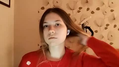 Snapshot of travisroule chatting on 12/03/25, 04:20 Lisa online show from 12/03/25, 04:20