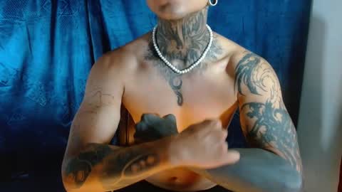 TRAV - INDEPENDENT MODEL online show from 02/04/25, 01:06