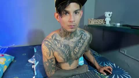 TRAV - INDEPENDENT MODEL online show from 09/15/25, 05:18