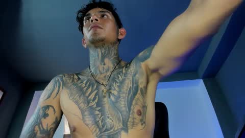 TRAV - INDEPENDENT MODEL online show from 12/01/25, 06:40