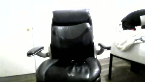 10Thickness online show from 06/19/26, 09:07