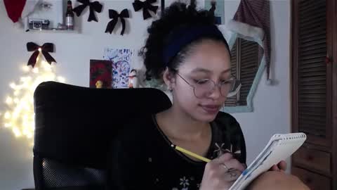 Emily online show from 12/04/24, 05:00