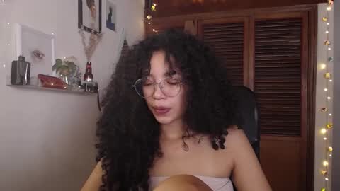 Emily online show from 03/05/25, 05:50