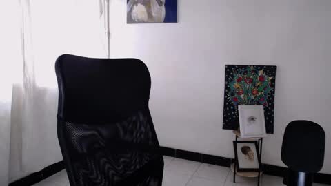 Emily online show from 04/08/26, 08:31