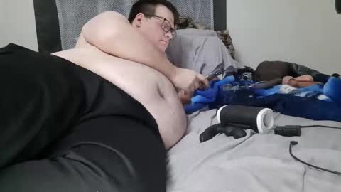 Snapshot of treatbobnice chatting on 02/15/26, 05:09 Treat Bob Nice online show from 02/15/26, 05:09