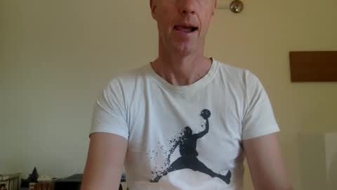 Snapshot of trebo00788 chatting on 09/14/25, 08:24 trebo00788 online show from 09/14/25, 08:24