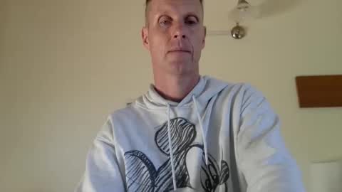 Snapshot of trebo00788 chatting on 10/12/25, 07:07 trebo00788 online show from 10/12/25, 07:07