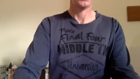 Snapshot of trebo00788 chatting on 10/19/25, 08:04 trebo00788 online show from 10/19/25, 08:04