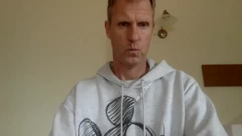 Snapshot of trebo00788 chatting on 11/02/25, 12:18 trebo00788 online show from 11/02/25, 12:18