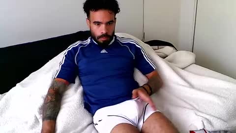 Snapshot of treborshunter chatting on 02/17/25, 04:59 Hunter man online show from 02/17/25, 04:59