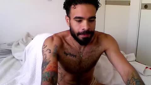 Snapshot of treborshunter chatting on 02/26/25, 06:43 Hunter man online show from 02/26/25, 06:43