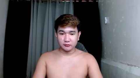 Snapshot of trebz_01 chatting on 05/12/26, 12:02 trebz_01 online show from 05/12/26, 12:02