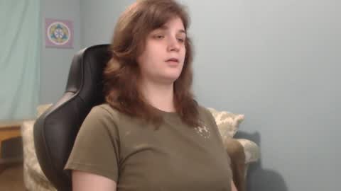 TreeJeanne online show from 12/16/24, 04:16