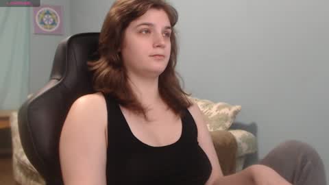 TreeJeanne online show from 12/18/24, 02:06