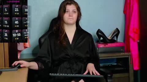 TreeJeanne online show from 10/14/25, 02:45