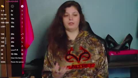 TreeJeanne online show from 11/02/25, 07:27