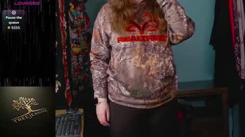 TreeJeanne online show from 03/25/26, 04:57